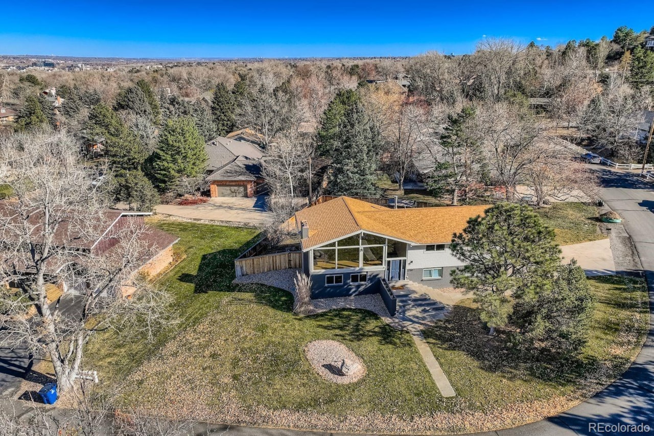 2780 Juniper Dr Applewood Modern, fully renovated dream home in a can't-beat location in Applewood.  Vaulted ceilings, giant... Golden Jefferson CO 80401 9140930 home for sale $1,700,000 9140930 Photo 34