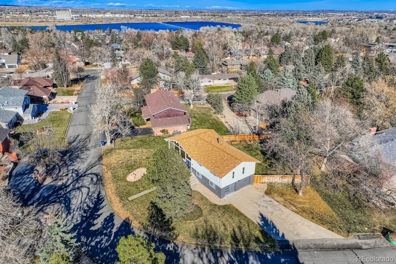 2780 Juniper Dr Applewood Modern, fully renovated dream home in a can't-beat location in Applewood.  Vaulted ceilings, giant... Golden Jefferson CO 80401 9140930 home for sale $1,700,000 9140930 Photo 38