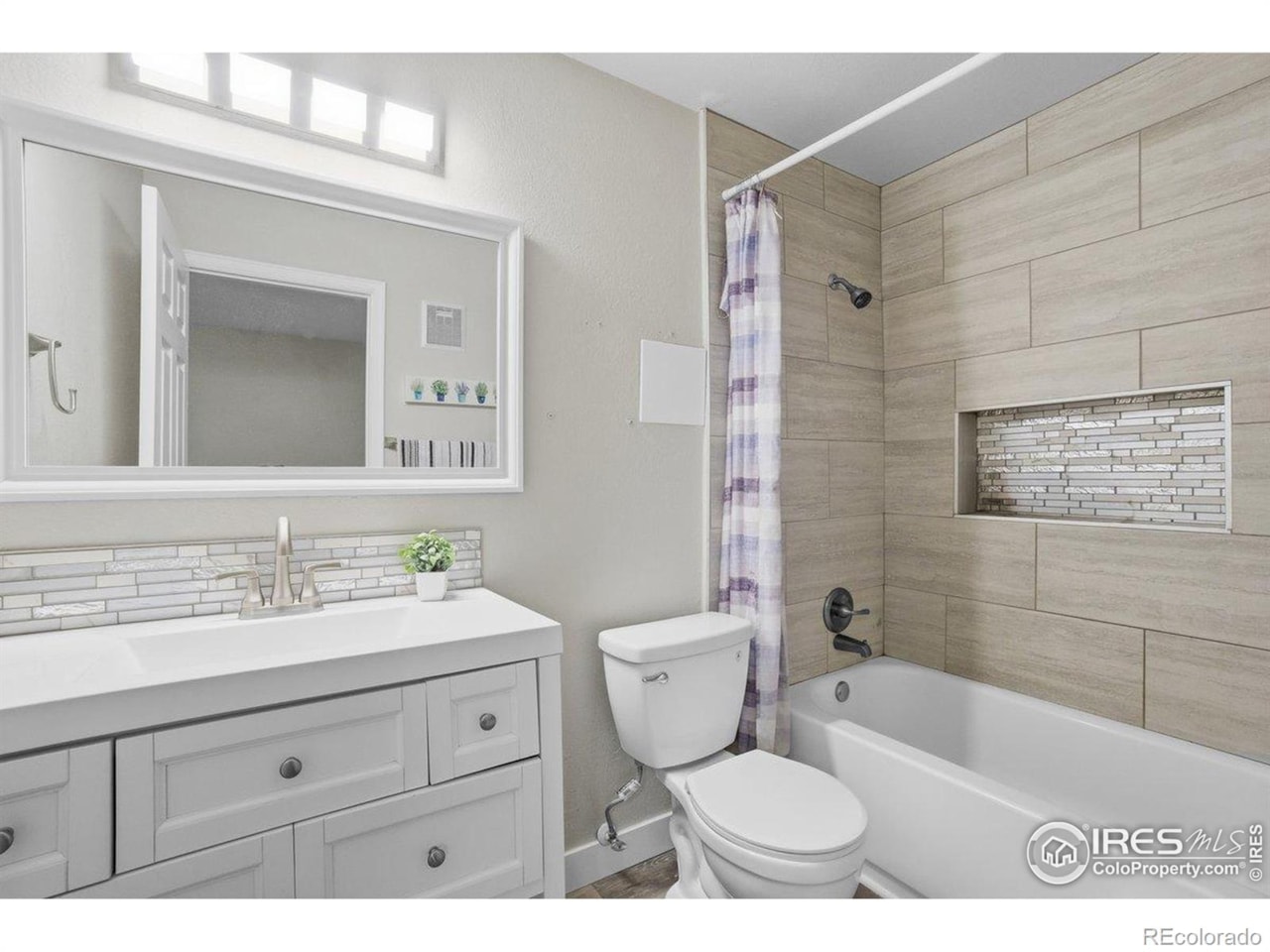 4450 S Pitkin St #126 Meadow Point Condos Ph 1-2 & 3 Welcome to this beautifully maintained two-story condo, offering modern updates and timeless... Aurora Arapahoe CO 80015 IR1047876 condo for sale $280,000 IR1047876 Photo 10