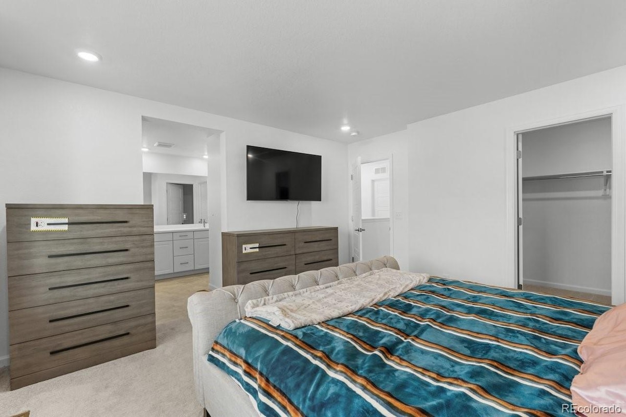 3352 N Buchanan Way Aurora Highlands Better than New and Packed with Upgrades. Welcome to your move-in-ready dream home in The Aurora... Aurora Adams CO 80019 4440160 home for sale $685,000 4440160 Photo 13