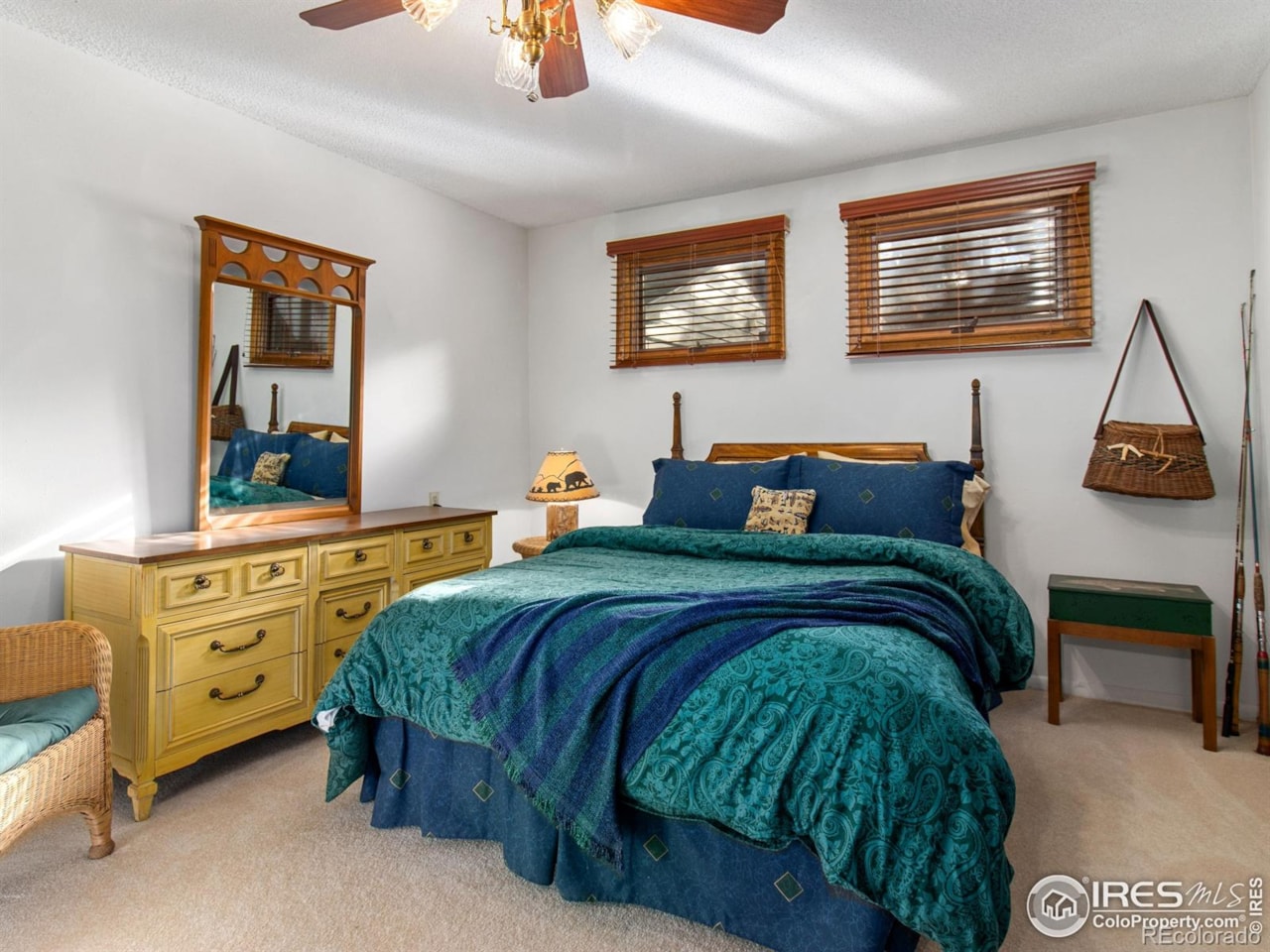 1433 Vista View Ln Koral Heights Escape to your own mountain retreat-fully updated, warm, and welcoming. This fully furnished, turn... Estes Park Larimer CO 80517 IR1047877 home for sale $1,179,000 IR1047877 Photo 29