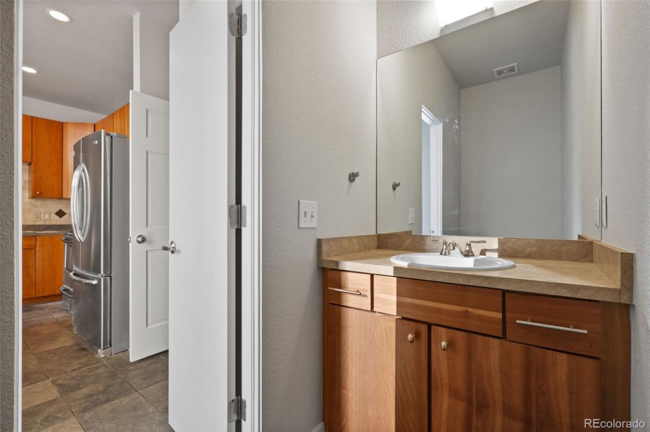 2360 S Wheeling Circle Iliff Place Townhomes Beautiful three-level townhome in Aurora with quick access to 225.The entry level welcomes you with... Aurora Arapahoe CO 80014 5698389 home for sale $420,000 5698389 Photo 16