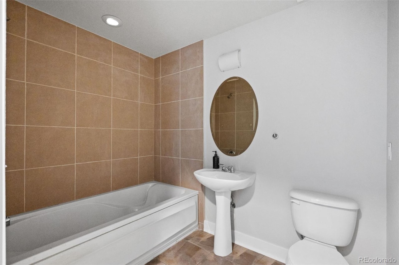 2360 S Wheeling Circle Iliff Place Townhomes Beautiful three-level townhome in Aurora with quick access to 225.The entry level welcomes you with... Aurora Arapahoe CO 80014 5698389 home for sale $420,000 5698389 Photo 23