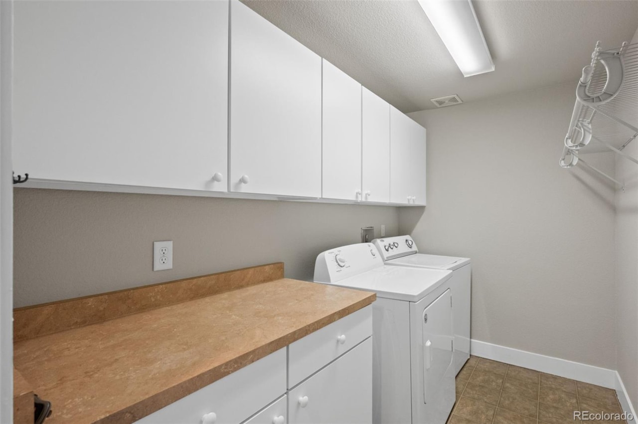 2360 S Wheeling Circle Iliff Place Townhomes Beautiful three-level townhome in Aurora with quick access to 225.The entry level welcomes you with... Aurora Arapahoe CO 80014 5698389 home for sale $420,000 5698389 Photo 24