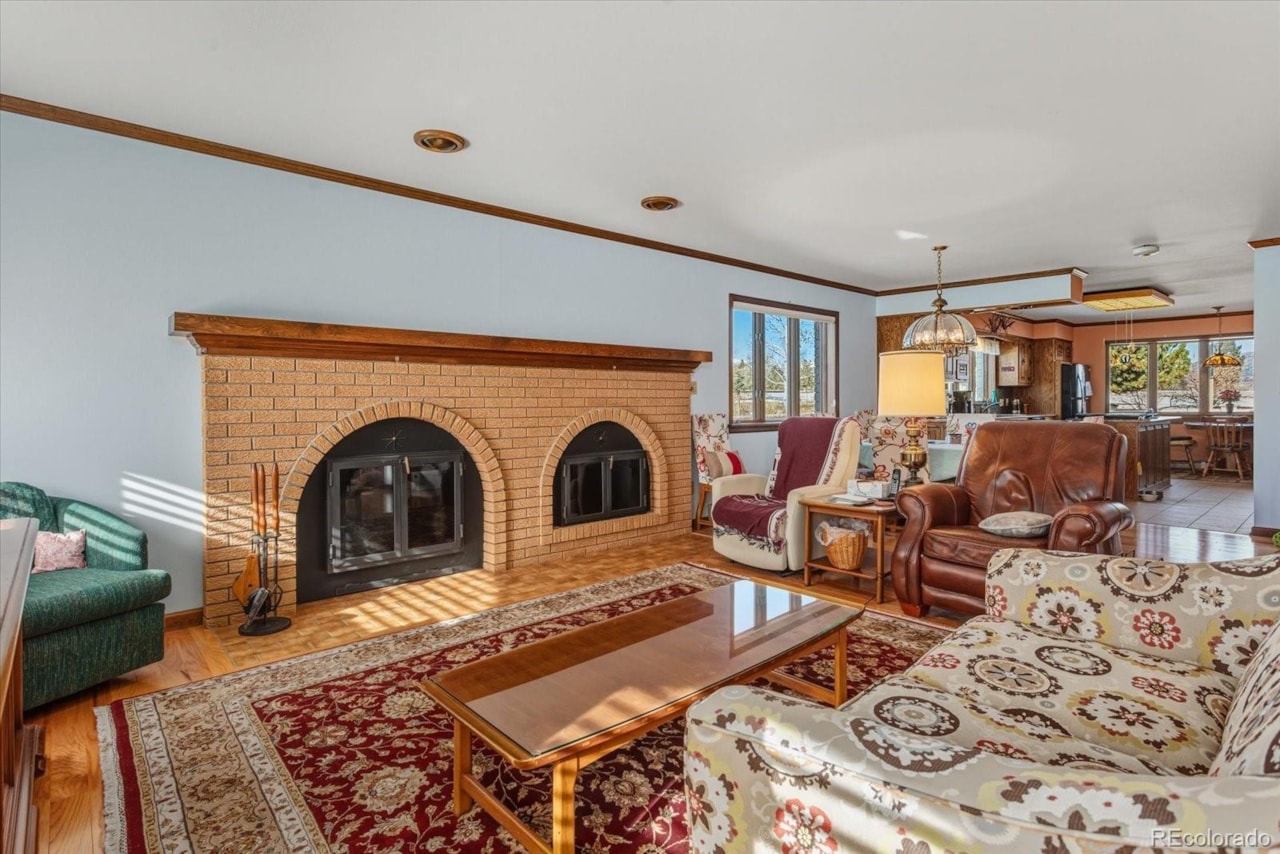 546 Ouray Ave Salida On Mesa Add Set on a quiet corner lot backing directly to the Salida Golf Course, this home sits in one of the... Salida Chaffee CO 81201 7787780 home for sale $1,500,000 7787780 Photo 8