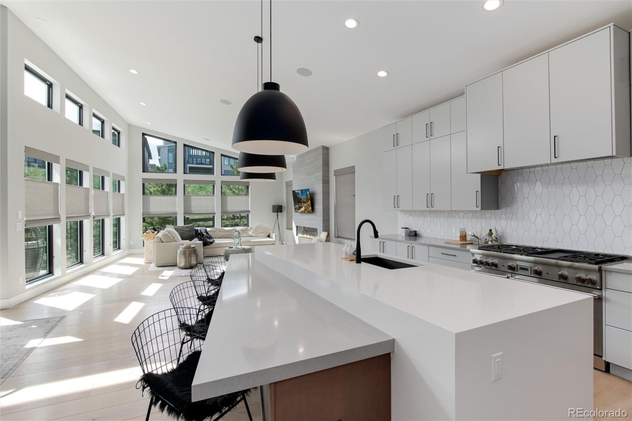 7125 Skygazer St The Canyons Beautiful & Contemporary Style Ranch Home, built by Infinity in 2021.  This Home is located in... Castle Pines Douglas CO 80108 9795790 home for sale $1,825,000 9795790 Photo 10