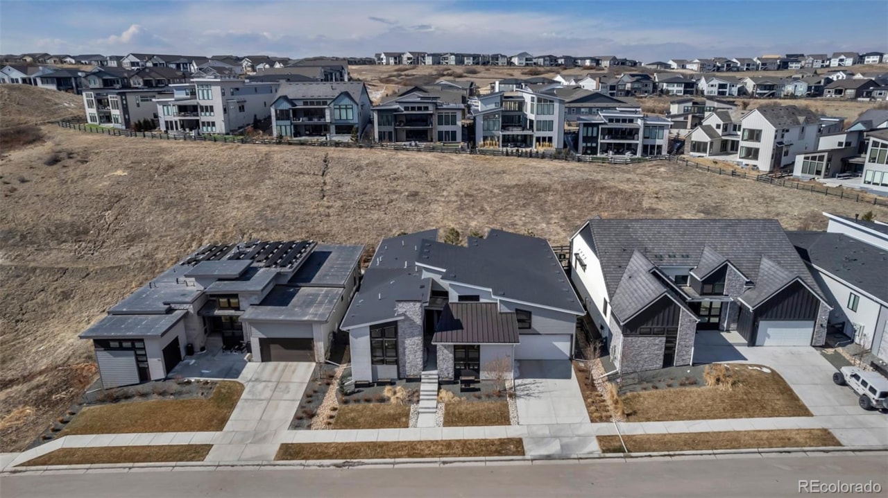 7125 Skygazer St The Canyons Beautiful & Contemporary Style Ranch Home, built by Infinity in 2021.  This Home is located in... Castle Pines Douglas CO 80108 9795790 home for sale $1,825,000 9795790 Photo 11