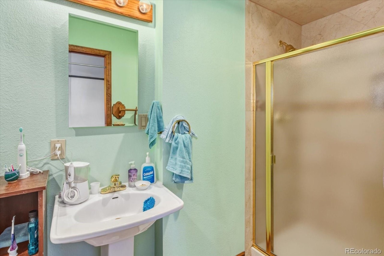 546 Ouray Ave Salida On Mesa Add Set on a quiet corner lot backing directly to the Salida Golf Course, this home sits in one of the... Salida Chaffee CO 81201 7787780 home for sale $1,500,000 7787780 Photo 31