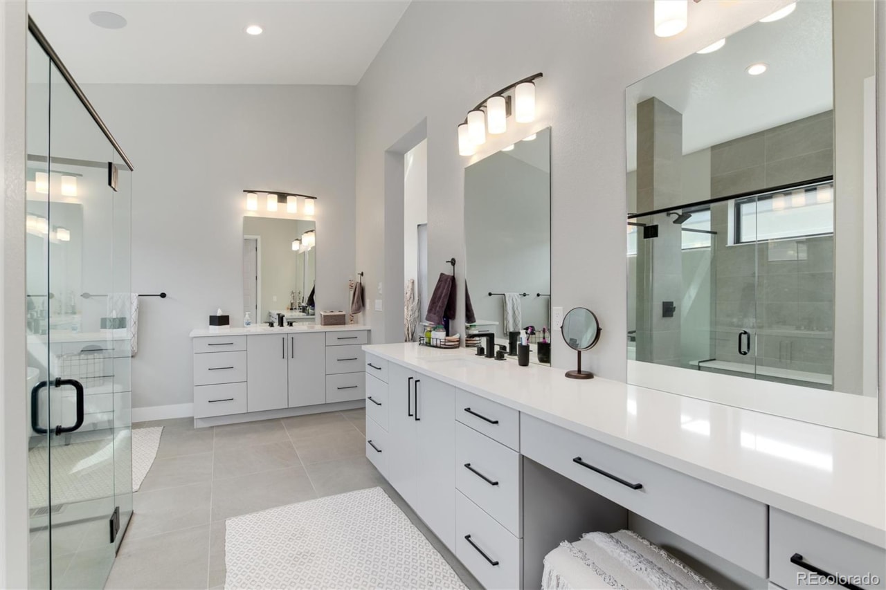 7125 Skygazer St The Canyons Beautiful & Contemporary Style Ranch Home, built by Infinity in 2021.  This Home is located in... Castle Pines Douglas CO 80108 9795790 home for sale $1,825,000 9795790 Photo 30