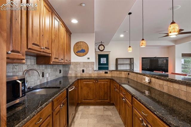 2798 Hawk Point Court The Woodlands Mountain Views & Natural Privacy: <br>
<br>
This custom walk-out ranch is nestled at the end of a... Castle Rock Douglas CO 80104 3896922 home for sale $1,350,000 3896922 Photo 35