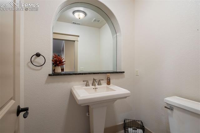 2798 Hawk Point Court The Woodlands Mountain Views & Natural Privacy: <br>
<br>
This custom walk-out ranch is nestled at the end of a... Castle Rock Douglas CO 80104 3896922 home for sale $1,350,000 3896922 Photo 37