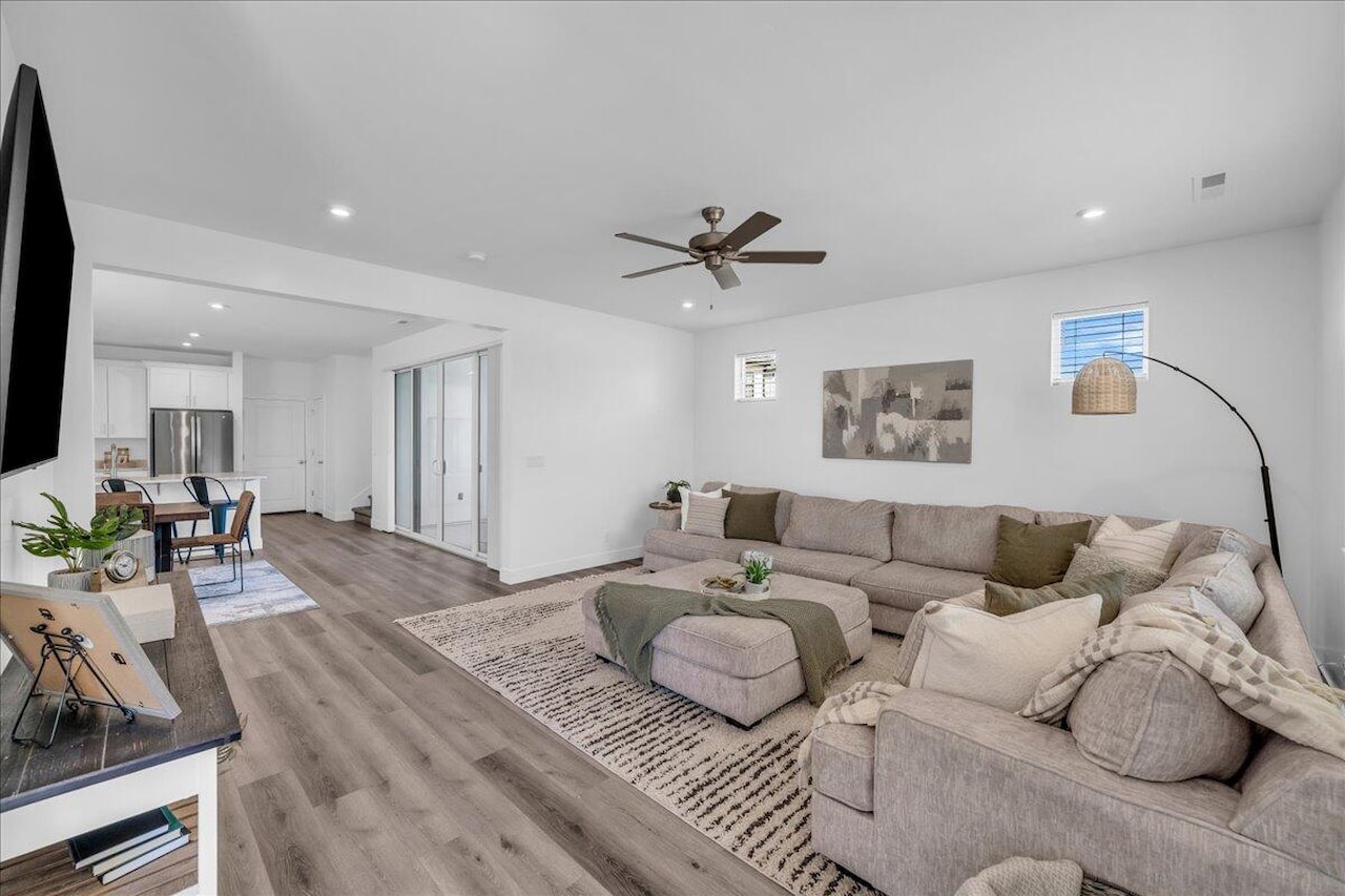 6032 Silver Birch LN St George, UT 84790 home for sale, MLS#25-264912 - Erika Rogers Photo 5