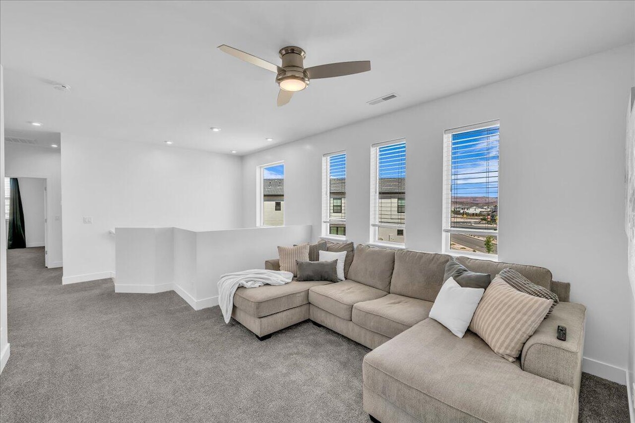 6032 Silver Birch LN St George, UT 84790 home for sale, MLS#25-264912 - Erika Rogers Photo 20