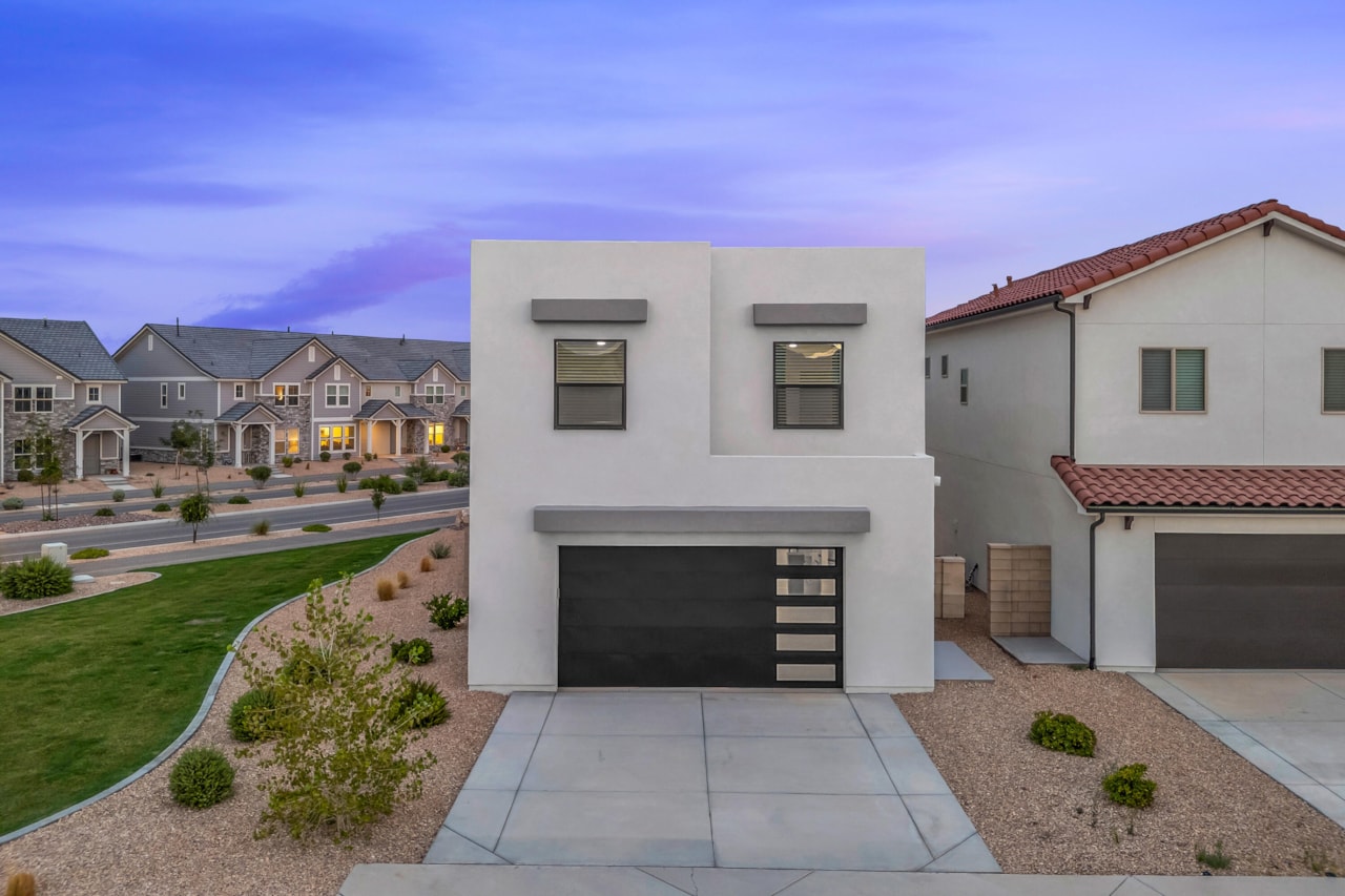 6032 Silver Birch LN St George, UT 84790 home for sale, MLS#25-264912 - Erika Rogers Photo 28