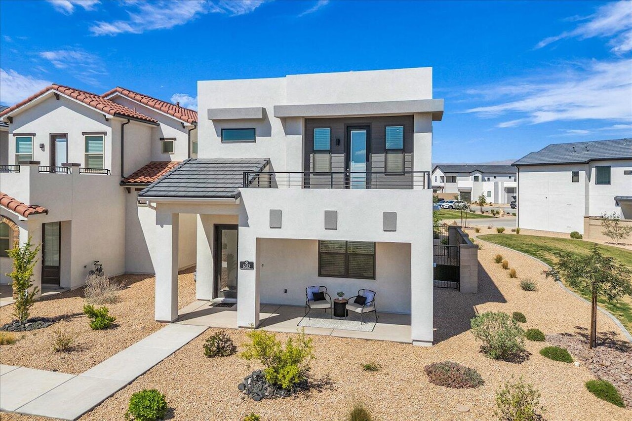 6032 Silver Birch LN St George, UT 84790 home for sale, MLS#25-264912 - Erika Rogers Photo 33