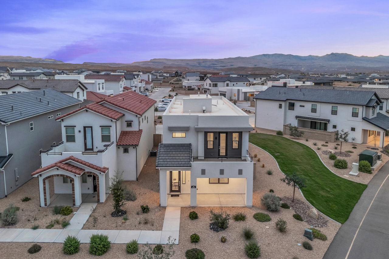 6032 Silver Birch LN St George, UT 84790 home for sale, MLS#25-264912 - Erika Rogers Photo 45