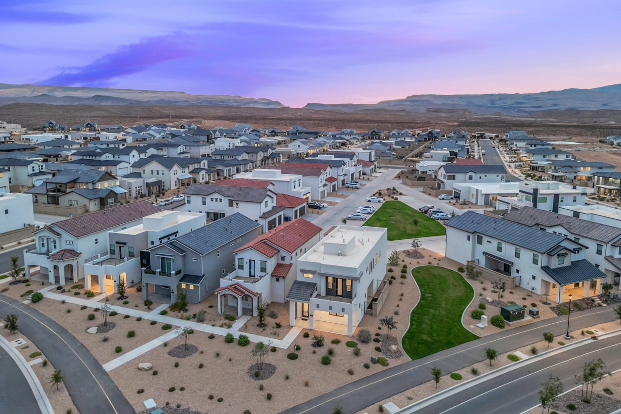 6032 Silver Birch LN St George, UT 84790 home for sale, MLS#25-264912 - Erika Rogers Photo 46