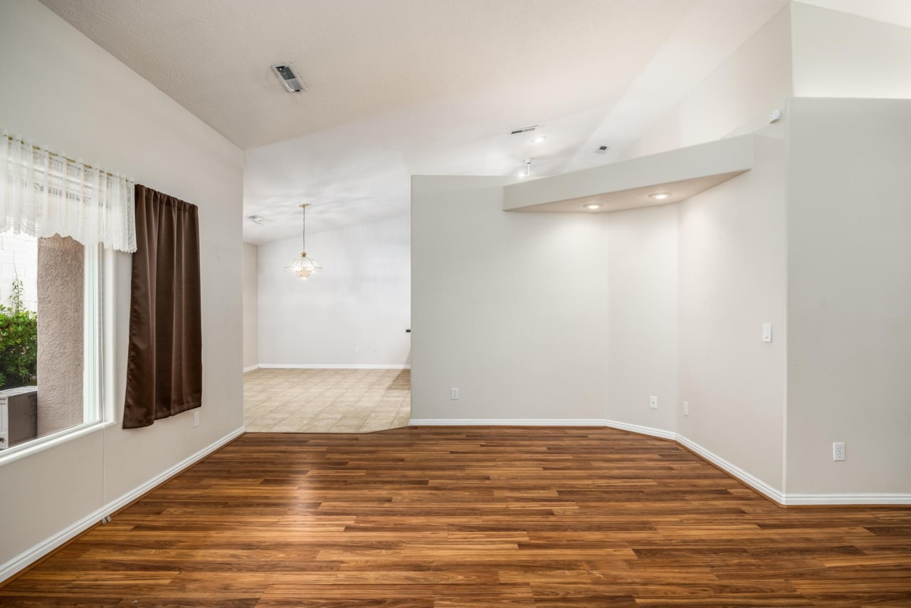 1732 W 540  N #13 St George, UT 84770 home for sale, MLS#25-265660 - Erika Rogers Photo 19