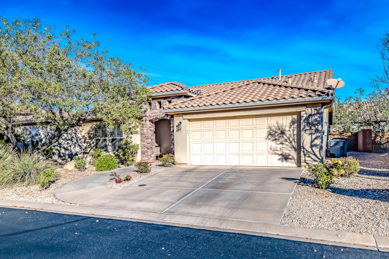 1392 Harvest Heights DR St George, UT 84790 home for sale, MLS#25-267063 - Erika Rogers Photo 34