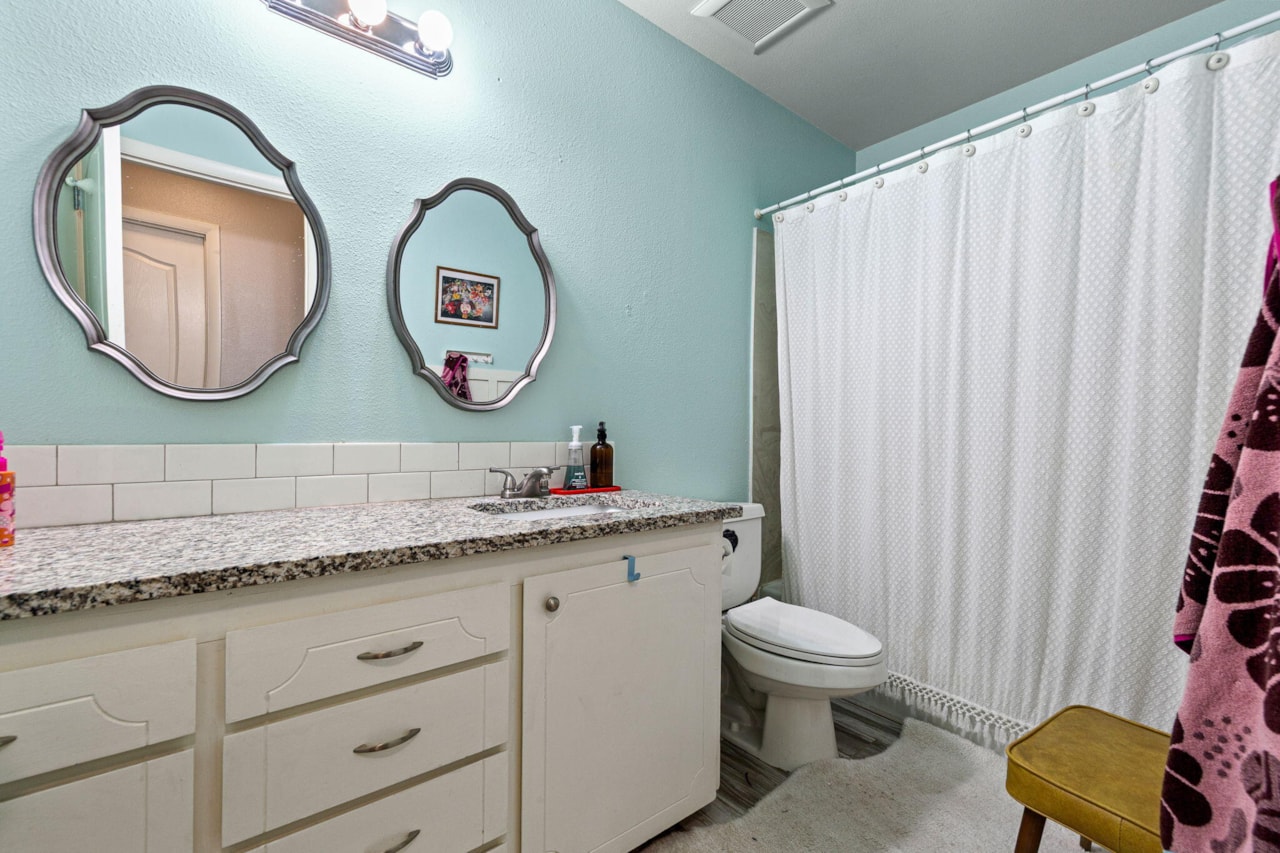 948 N 2050 E CIR St George, UT 84770 home for sale, MLS#25-266942 - Erika Rogers Photo 14