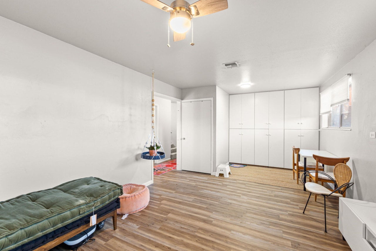 948 N 2050 E CIR St George, UT 84770 home for sale, MLS#25-266942 - Erika Rogers Photo 16