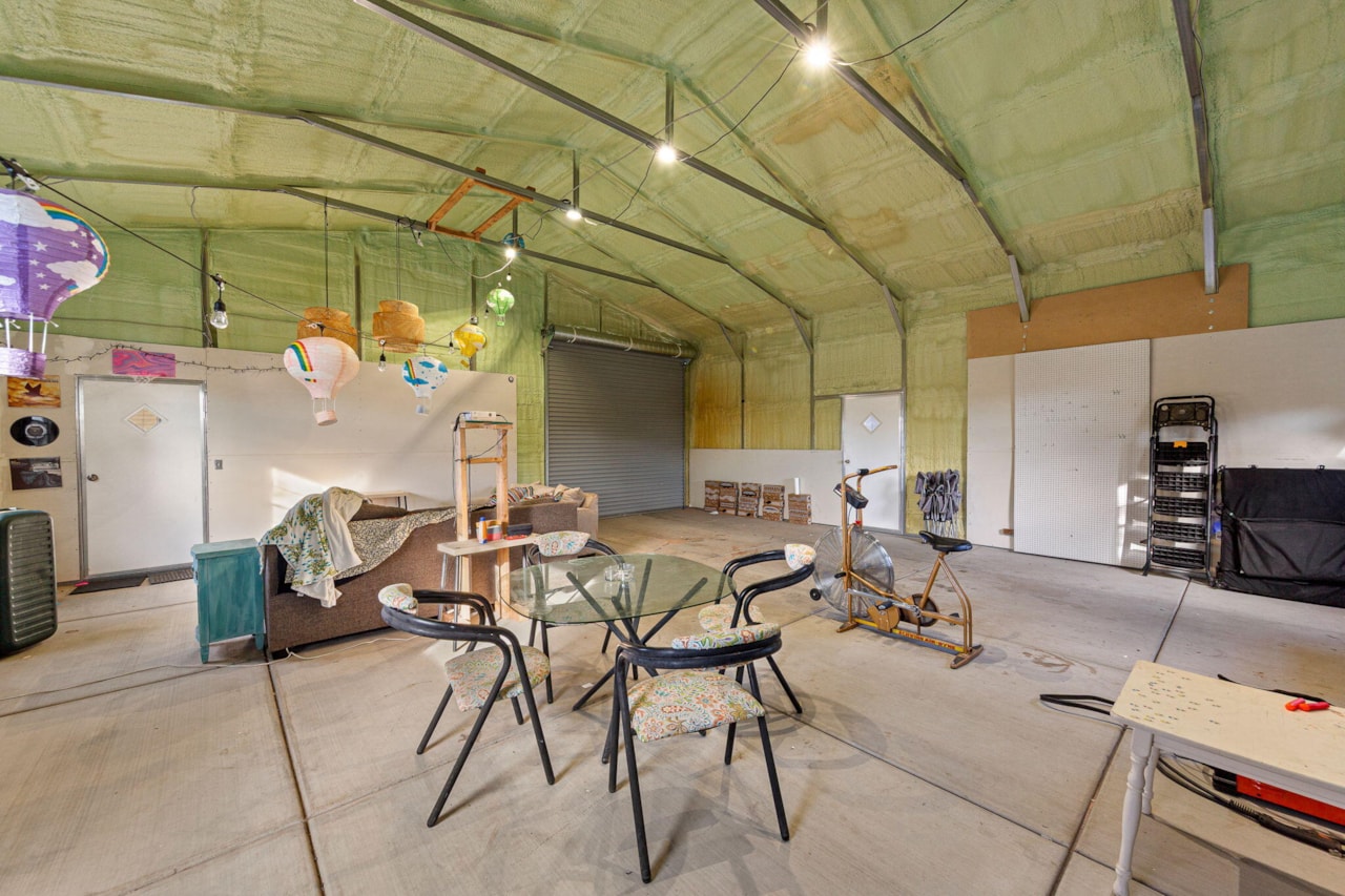 948 N 2050 E CIR St George, UT 84770 home for sale, MLS#25-266942 - Erika Rogers Photo 27