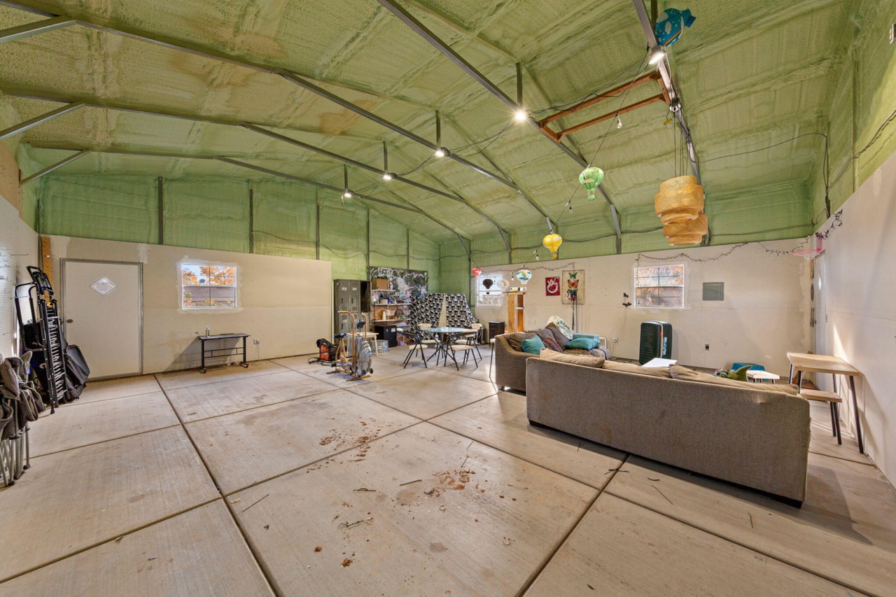 948 N 2050 E CIR St George, UT 84770 home for sale, MLS#25-266942 - Erika Rogers Photo 29