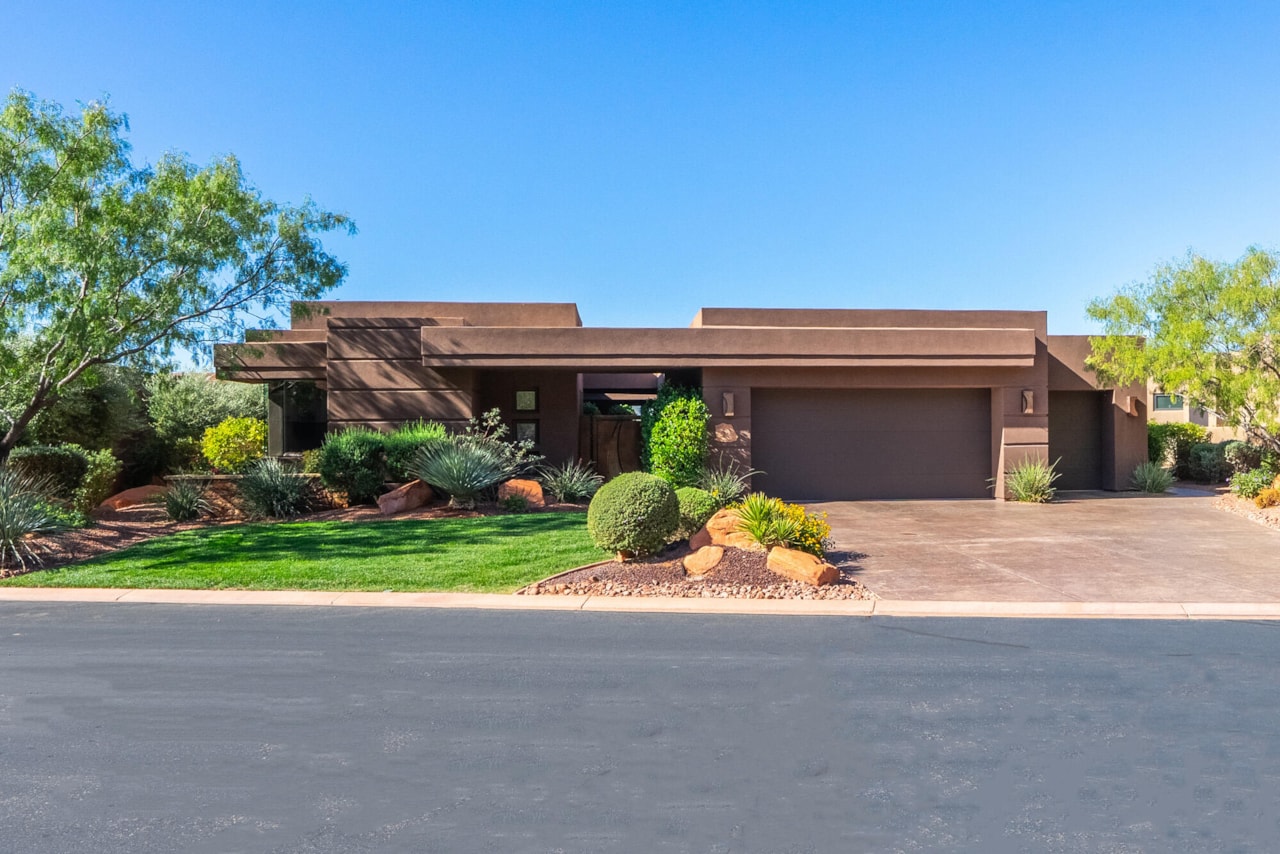 2331 W Entrada Trl #59 St George, UT 84770 home for sale, MLS#25-265883 - Erika Rogers Photo 6