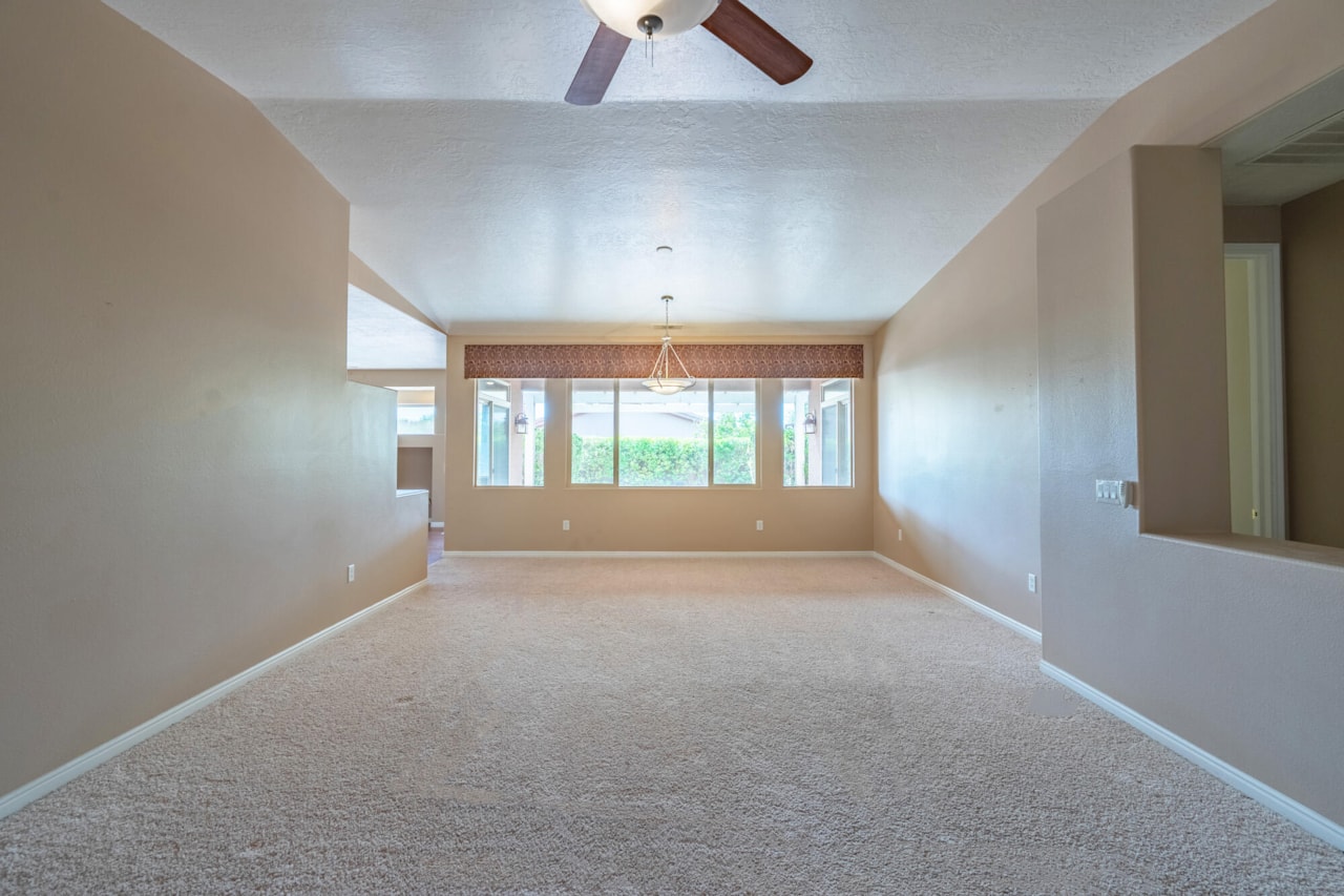 3404 E Sweetwater Springs DR Washington, UT 84780 home for sale, MLS#25-265341 - Erika Rogers Photo 11