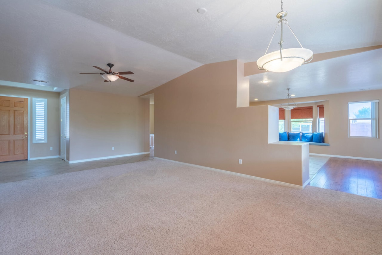 3404 E Sweetwater Springs DR Washington, UT 84780 home for sale, MLS#25-265341 - Erika Rogers Photo 16