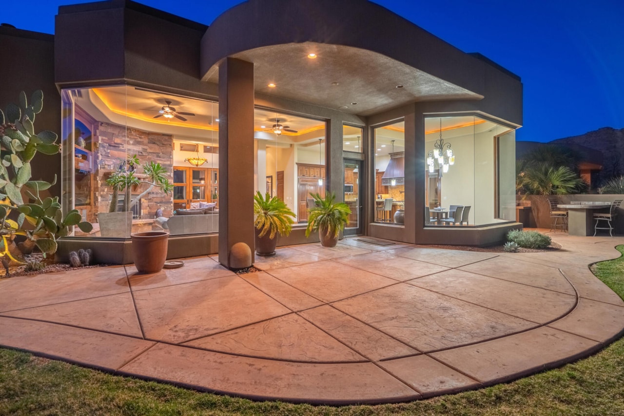 3052 N Snow Canyon Parkway #8 St George, UT 84770 home for sale, MLS#25-264436 - Erika Rogers Photo 27