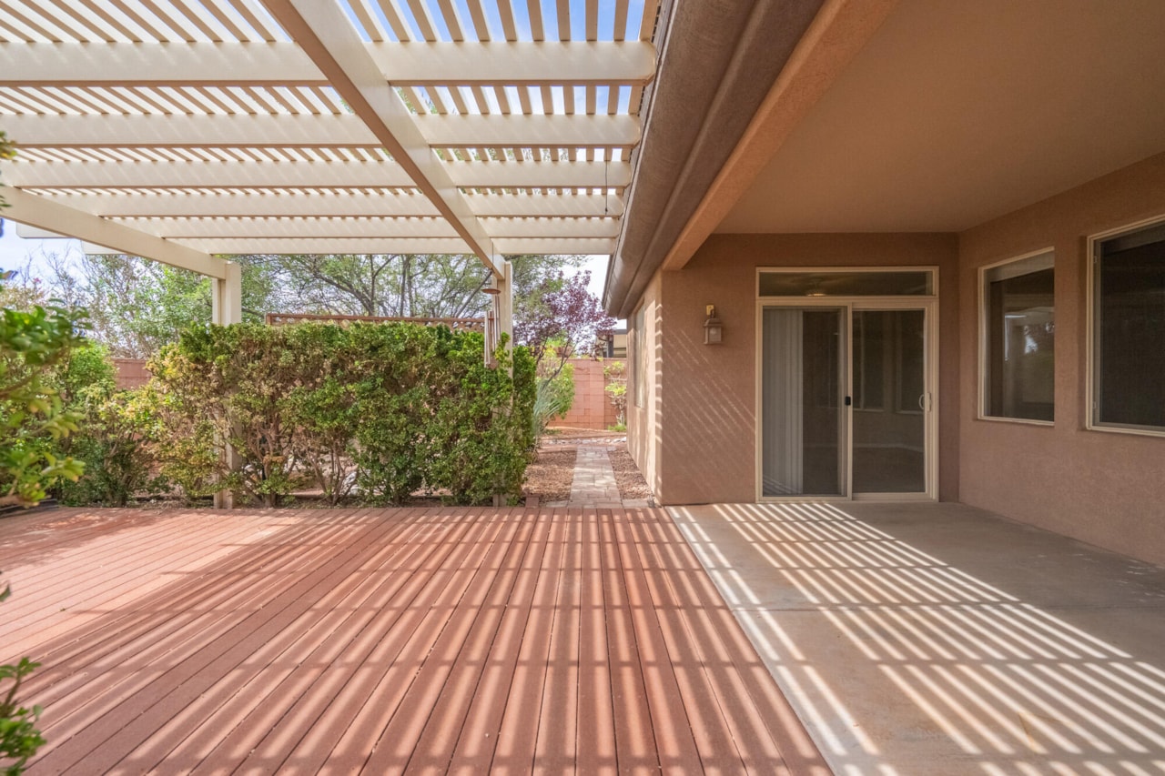 3404 E Sweetwater Springs DR Washington, UT 84780 home for sale, MLS#25-265341 - Erika Rogers Photo 37