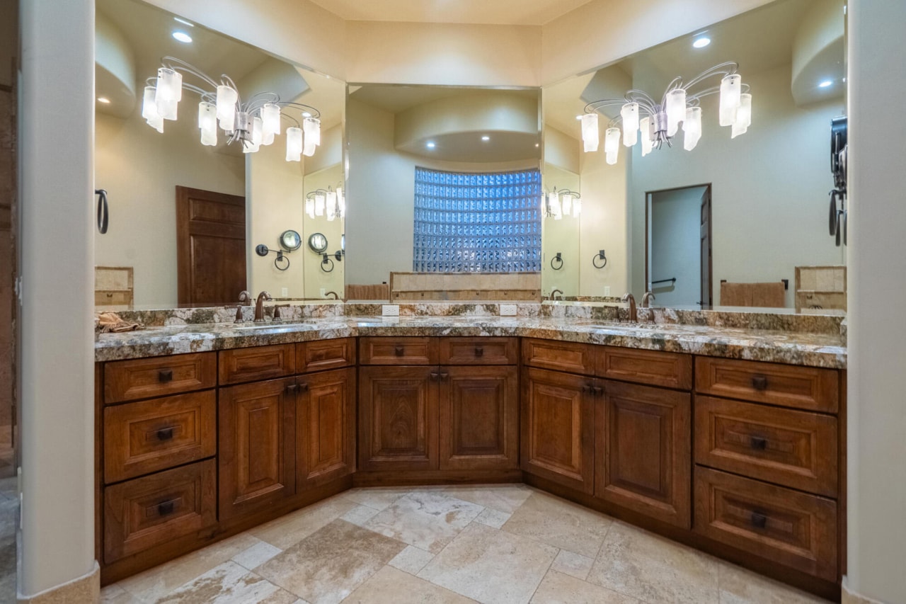 3052 N Snow Canyon Parkway #8 St George, UT 84770 home for sale, MLS#25-264436 - Erika Rogers Photo 37