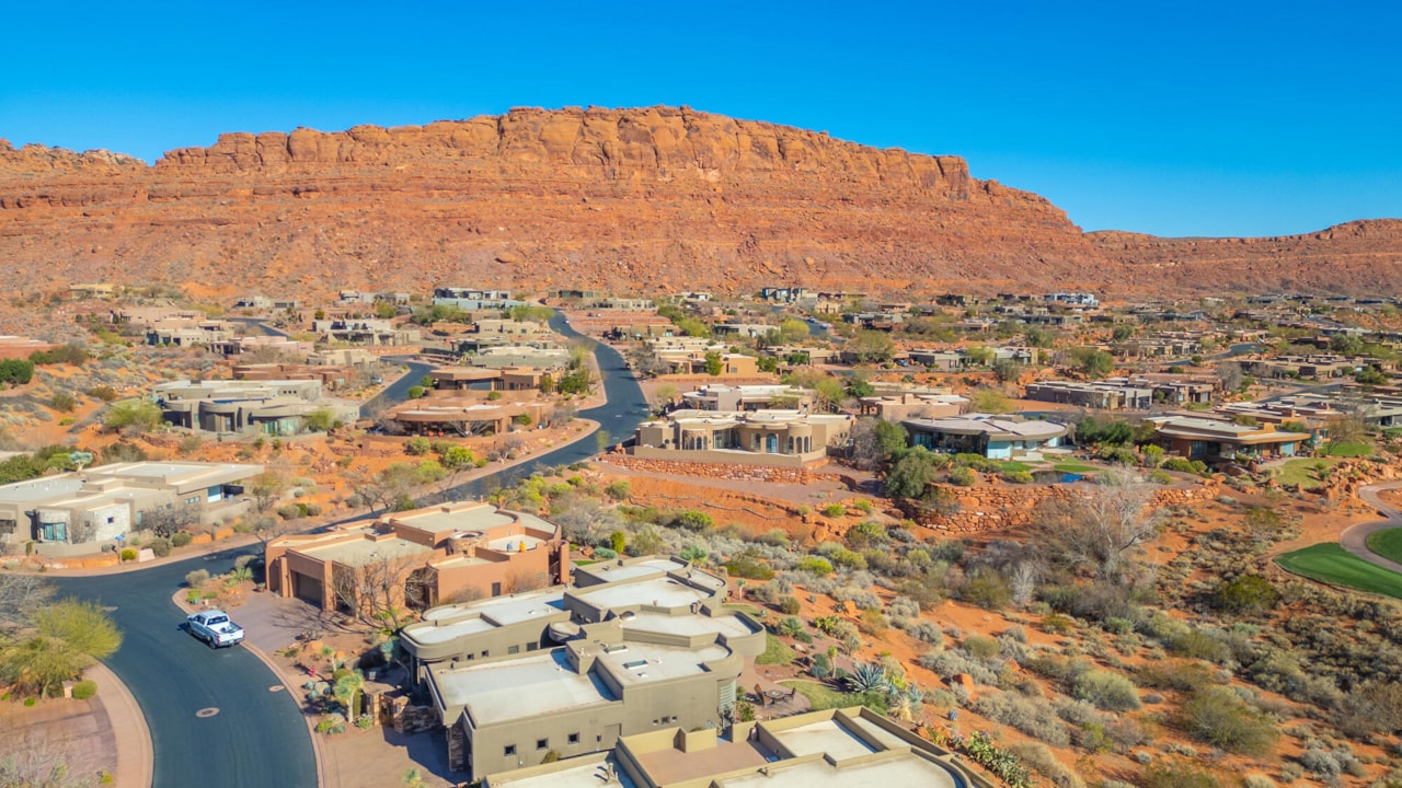 3052 N Snow Canyon Parkway #8 St George, UT 84770 home for sale, MLS#25-264436 - Erika Rogers Photo 58