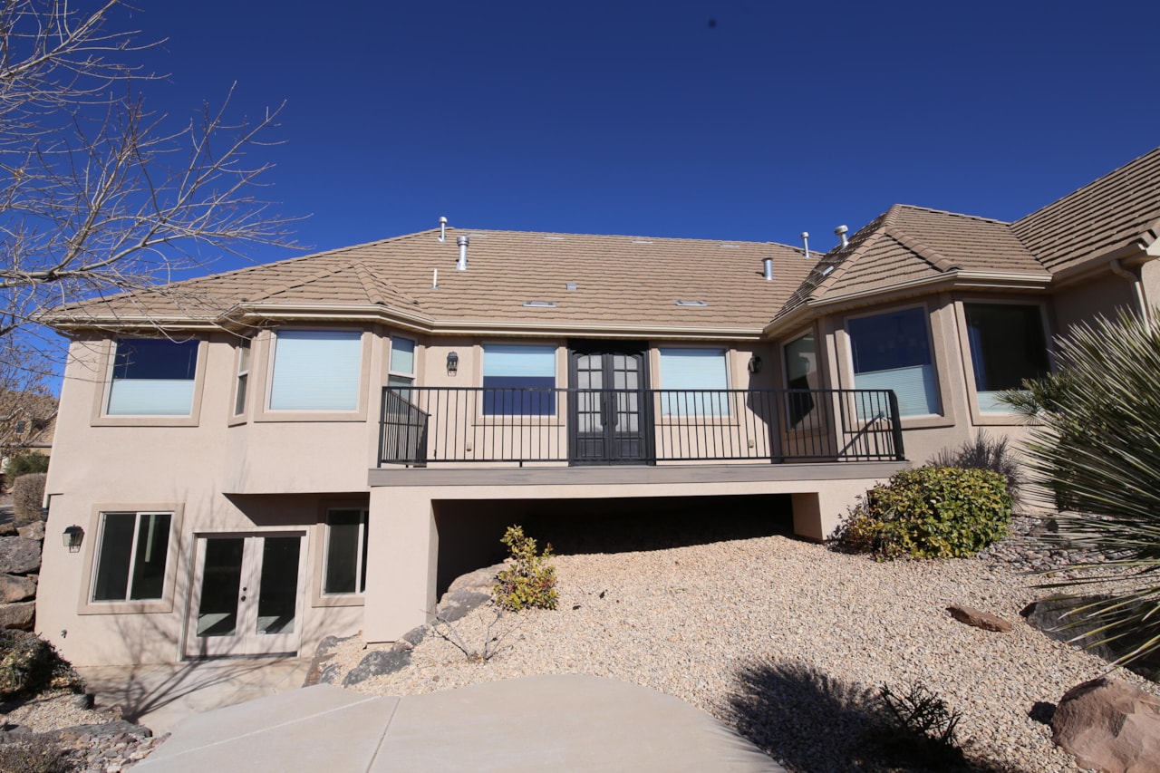 1684 E 290  S St George, UT 84790 home for sale, MLS#25-258286 - Erika Rogers Photo 11