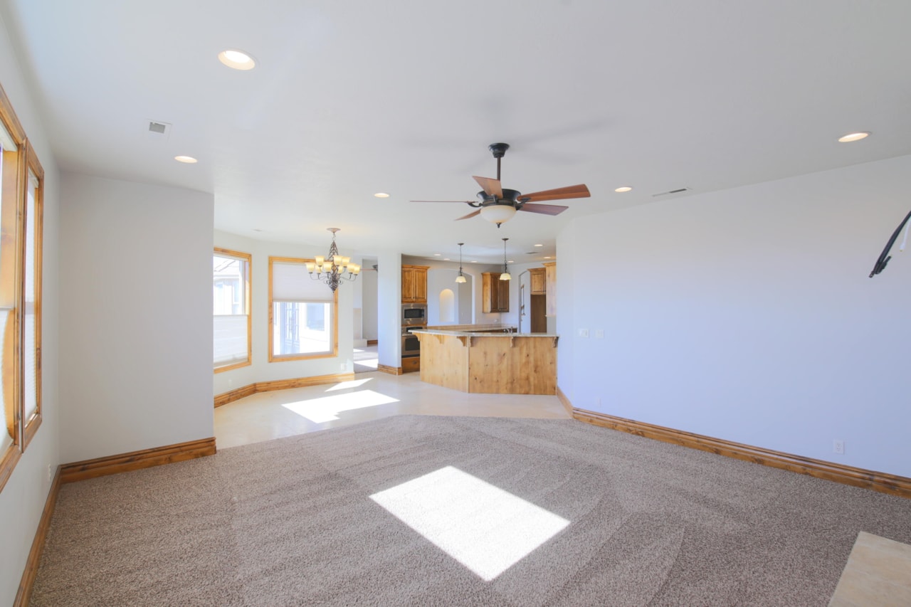 1684 E 290  S St George, UT 84790 home for sale, MLS#25-258286 - Erika Rogers Photo 23