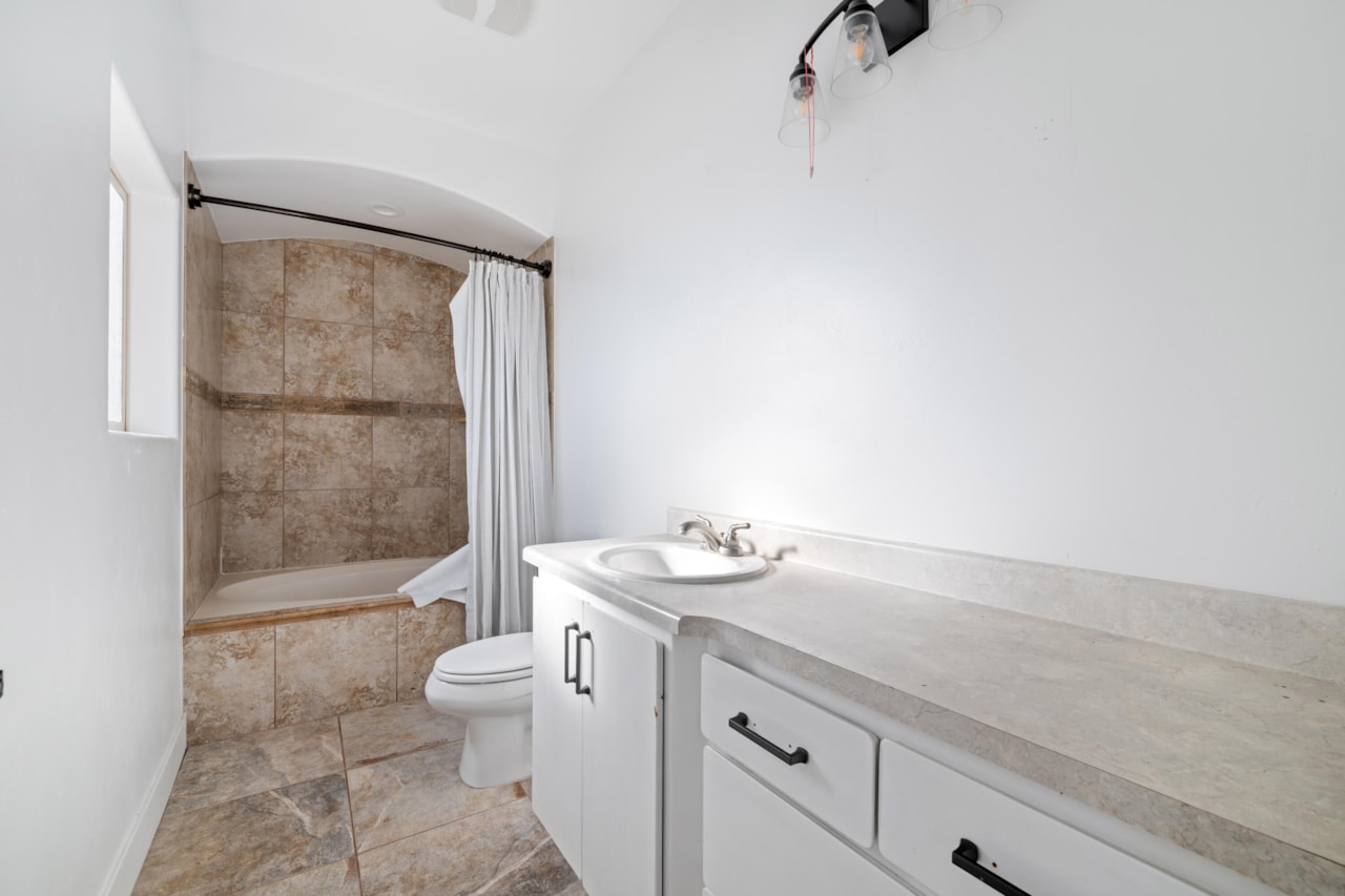 865 N Redwood ST Hildale, UT 84784 home for sale, MLS#25-267004 - Erika Rogers Photo 26