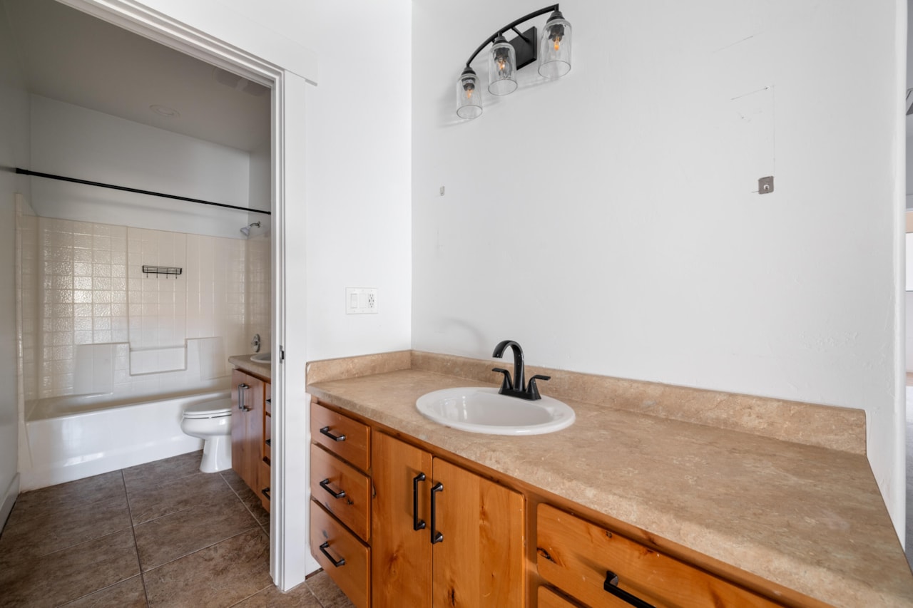 865 N Redwood ST Hildale, UT 84784 home for sale, MLS#25-267004 - Erika Rogers Photo 29