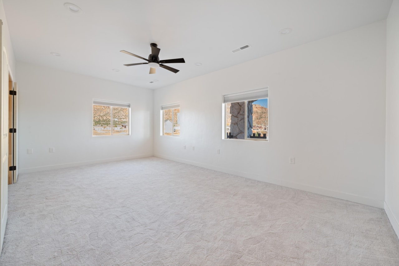 865 N Redwood ST Hildale, UT 84784 home for sale, MLS#25-267004 - Erika Rogers Photo 33