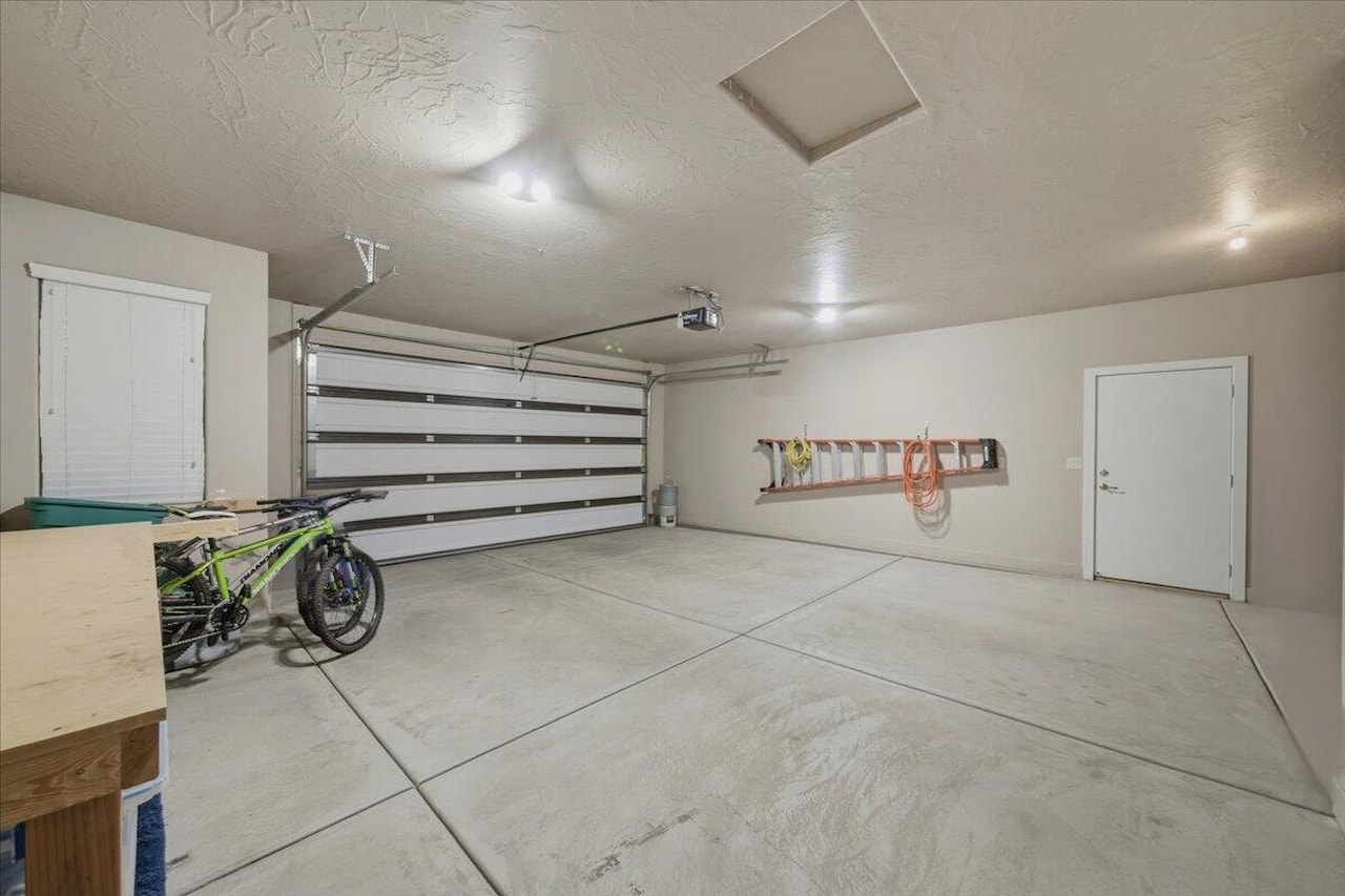 970 N Catalpa DR Washington, UT 84780 home for sale, MLS#25-267059 - Erika Rogers Photo 20