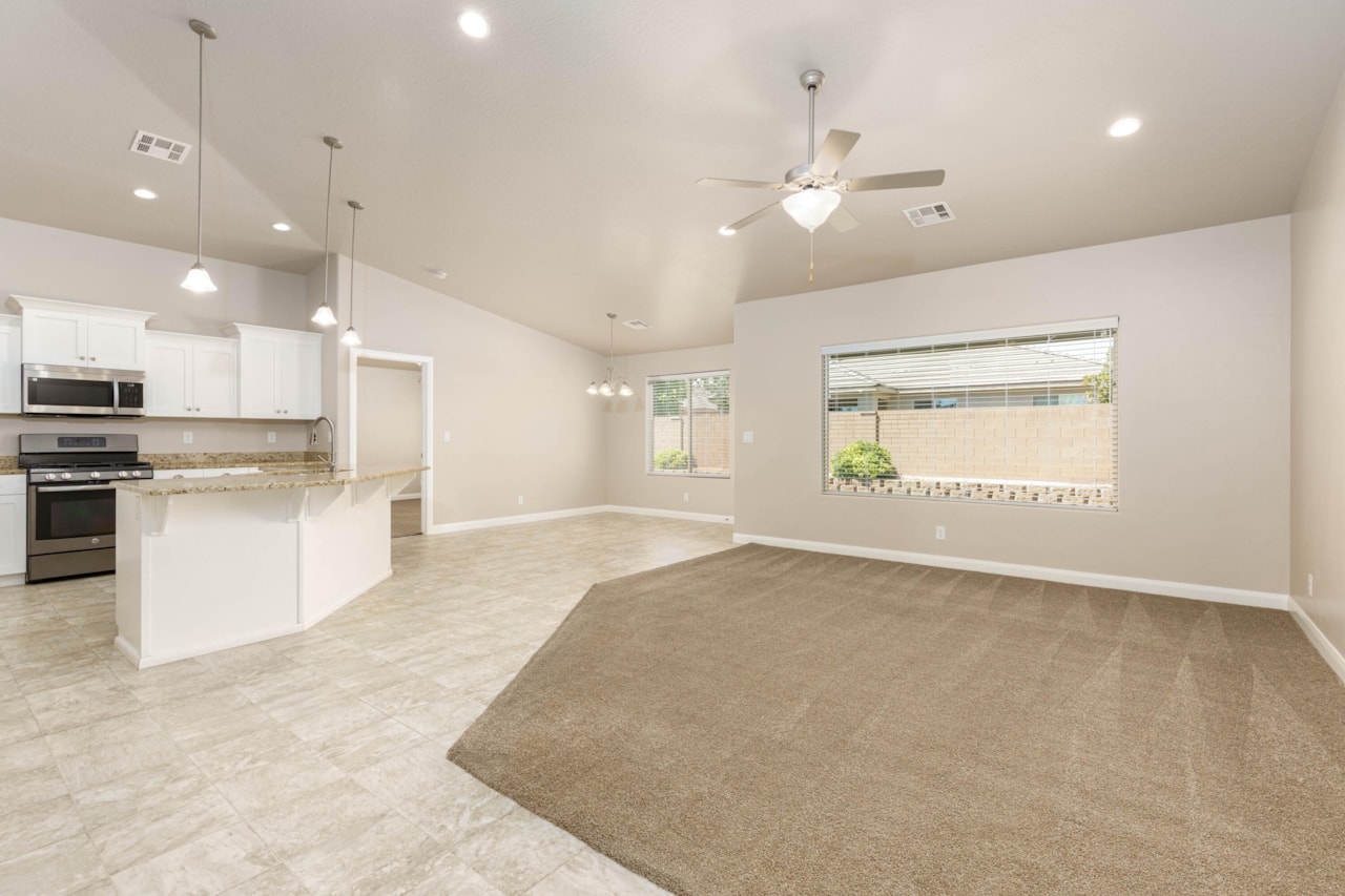 973 E 3850  S Washington, UT 84780 home for sale, MLS#25-264066 - Erika Rogers Photo 12