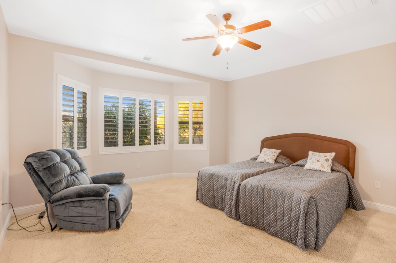 1108 N Catalpa DR Washington, UT 84780 home for sale, MLS#25-267086 - Erika Rogers Photo 12