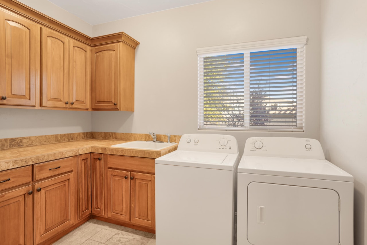 1108 N Catalpa DR Washington, UT 84780 home for sale, MLS#25-267086 - Erika Rogers Photo 26