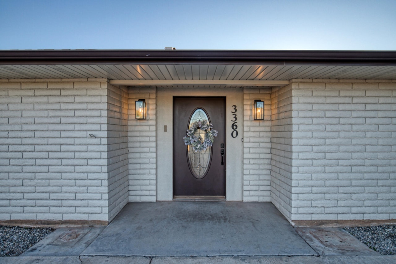 3360 S Chaparral DR St George, UT 84790 home for sale, MLS#25-267104 - Erika Rogers Photo 3