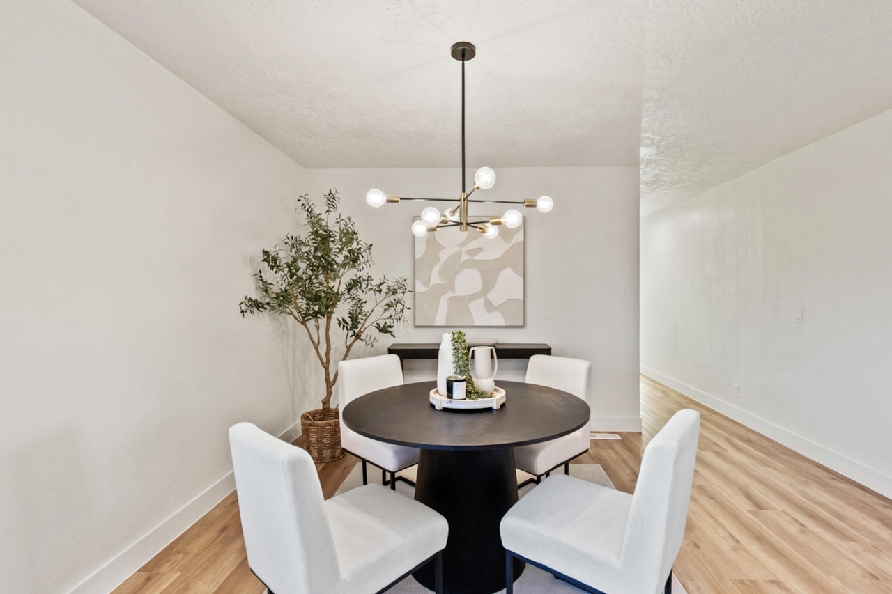 3360 S Chaparral DR St George, UT 84790 home for sale, MLS#25-267104 - Erika Rogers Photo 18