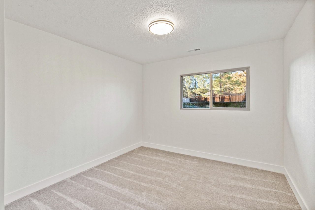 3360 S Chaparral DR St George, UT 84790 home for sale, MLS#25-267104 - Erika Rogers Photo 43