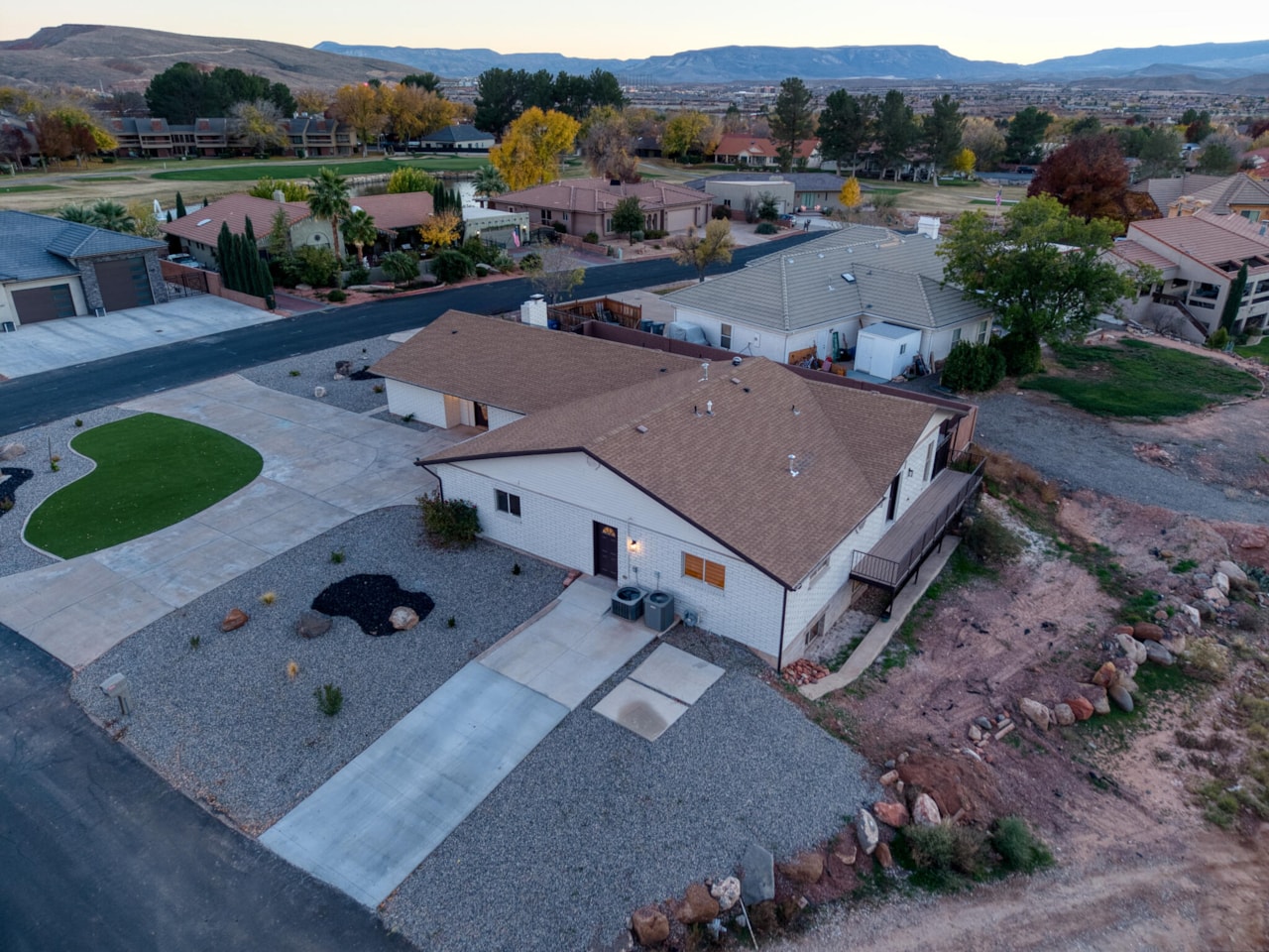 3360 S Chaparral DR St George, UT 84790 home for sale, MLS#25-267104 - Erika Rogers Photo 70