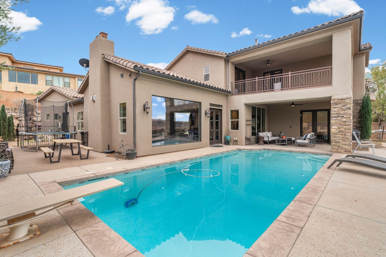 1489 S 2670  E St George, UT 84790 home for sale, MLS#25-266814 - Erika Rogers Photo 3