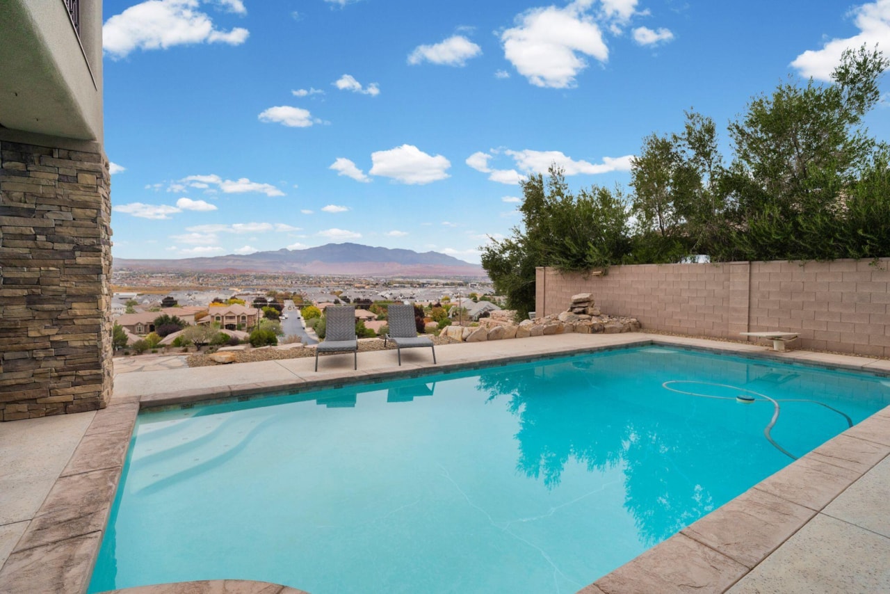 1489 S 2670  E St George, UT 84790 home for sale, MLS#25-266814 - Erika Rogers Photo 4