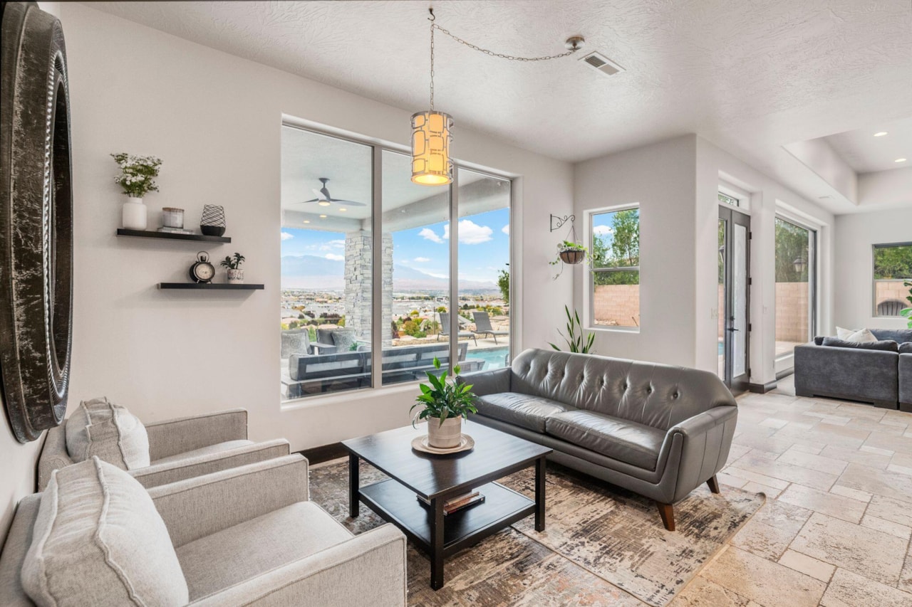 1489 S 2670  E St George, UT 84790 home for sale, MLS#25-266814 - Erika Rogers Photo 13